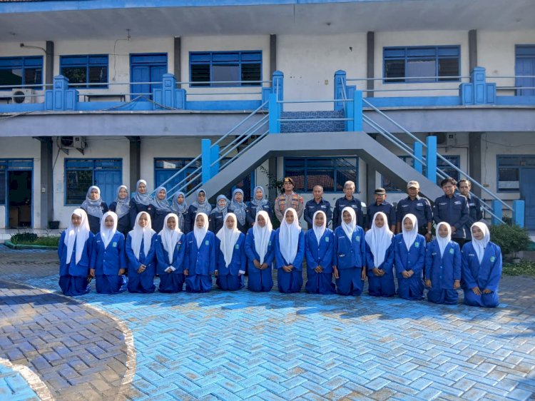 Polsek Krembung Ajak Pelajar Jadi Agen Perubahan Cegah Kenakalan Remaja